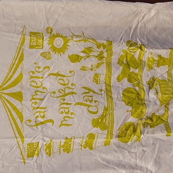 Blue Platypus Farmer's Market Day Buy Local Green White T-shirt sz Large Medium - Picture 2 of 4